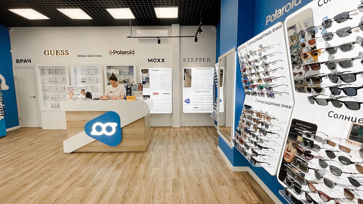 Outlet №1, Московский пр., д. 216