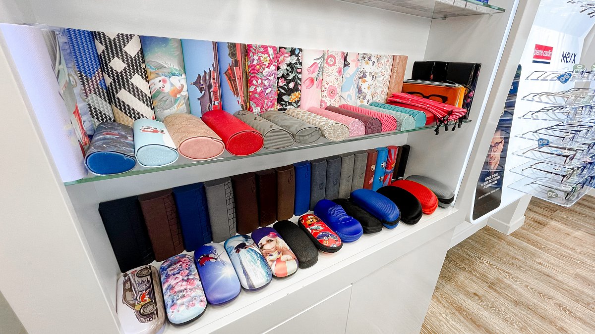 Outlet №1, Московский пр., д. 216